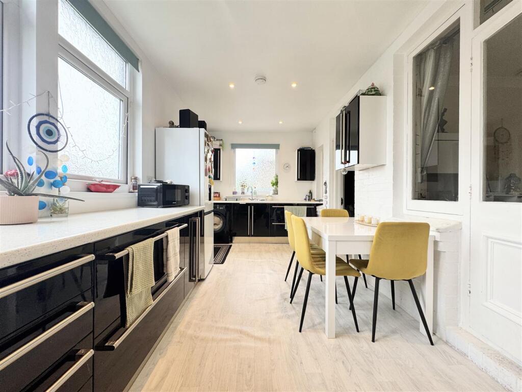 House in Newquay, Cornwall - View 2