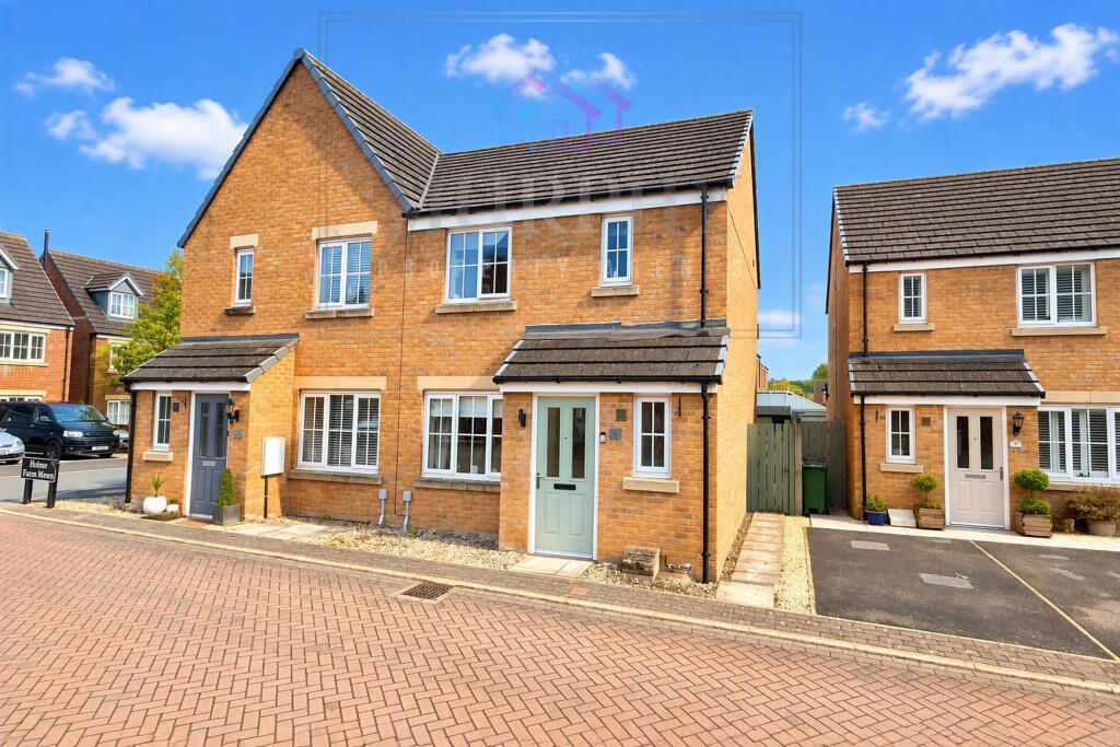 Holme Farm Mews, Pontefract, West Yorkshire photo 2