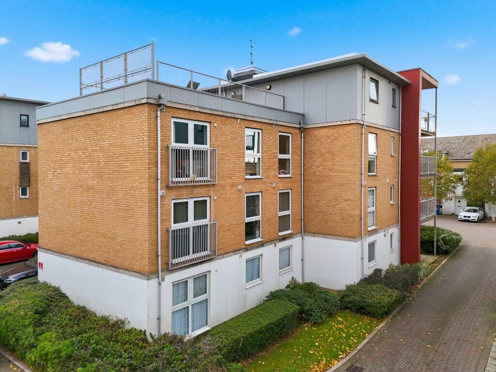Main image of property: Saxton Close, Grays, Essex, RM17