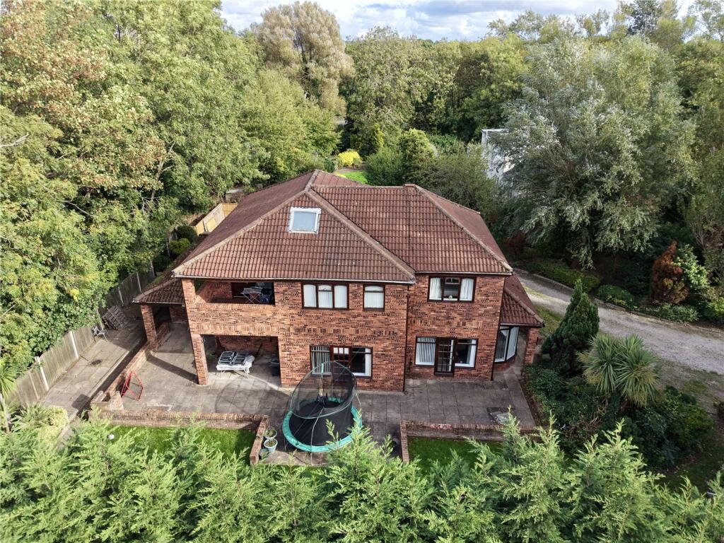 4-bed detached on Saughall Massie Road, Upton, Wirral, Merseyside, CH49, £620,000