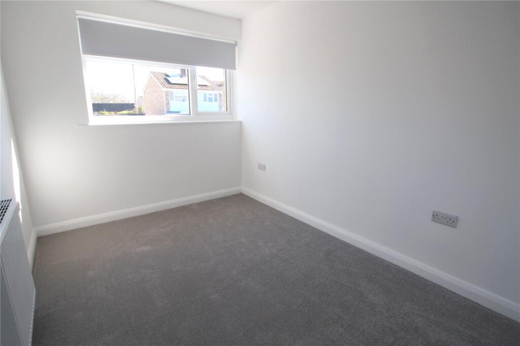 House in Southampton - More