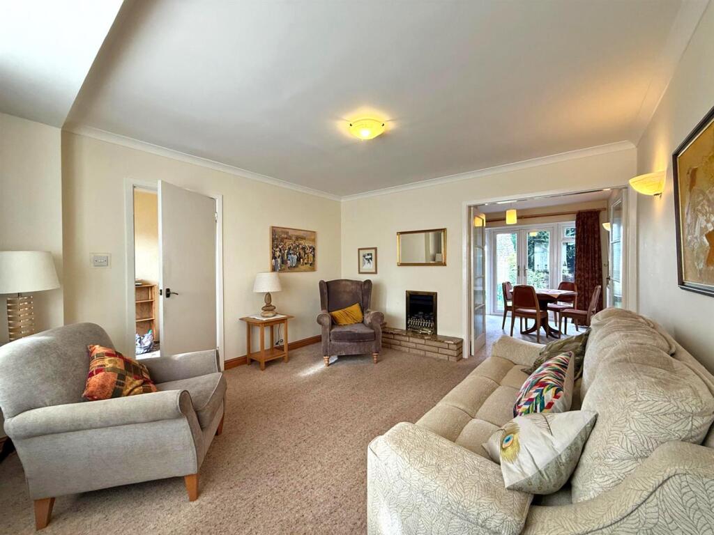 Lythwood Road, Bayston Hill, Shrewsbury photo 2