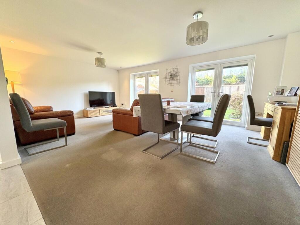 House in Poole, Lake - View 4