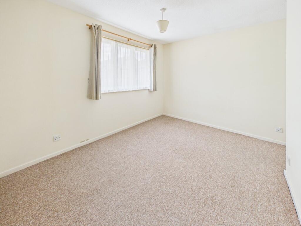 Dickens Court, Biggleswade, SG18 photo 2