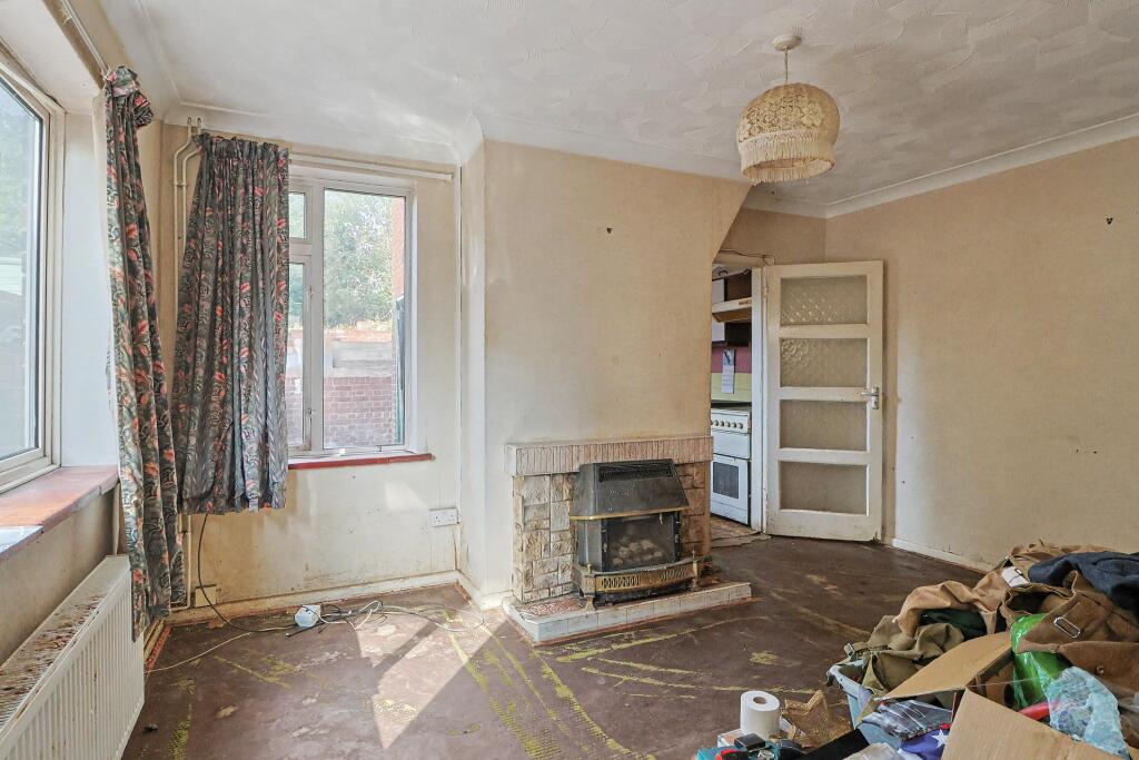 110 Kent Road, Southampton, Hampshire, SO17 2LG photo 2