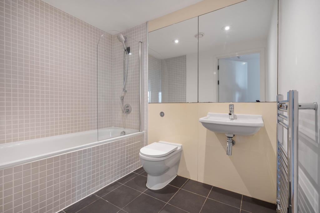 Apartment in Manchester, St. Johns, City Centre - More