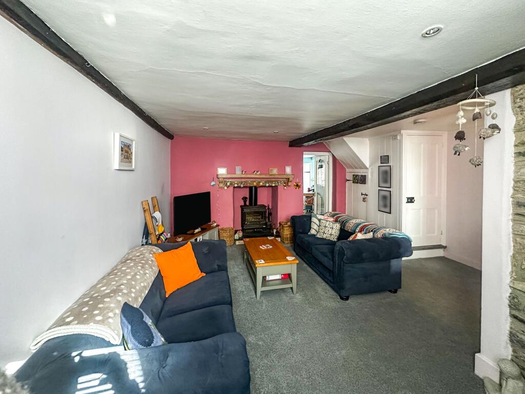 House in Buckfastleigh, Bigadon - View 4