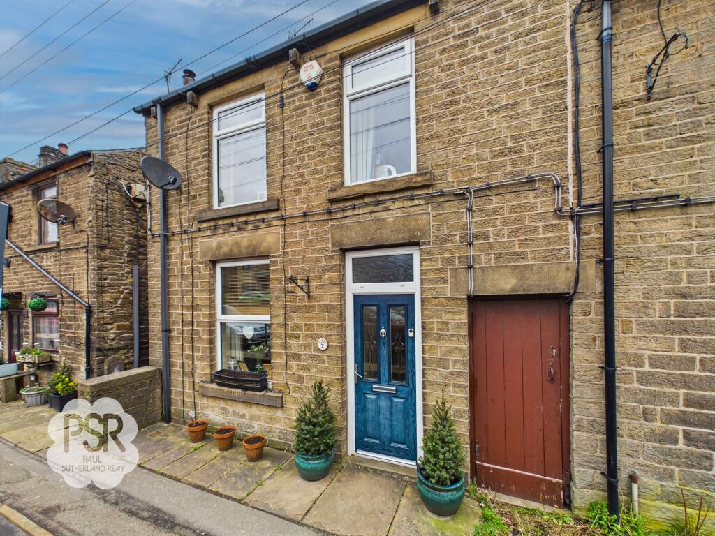 3-bed terraced on Buxton Road, Furness Vale, SK23, £239,995