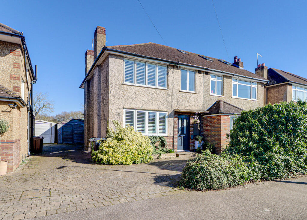 Main image of property: Oakwood Drive, St. Albans, AL4