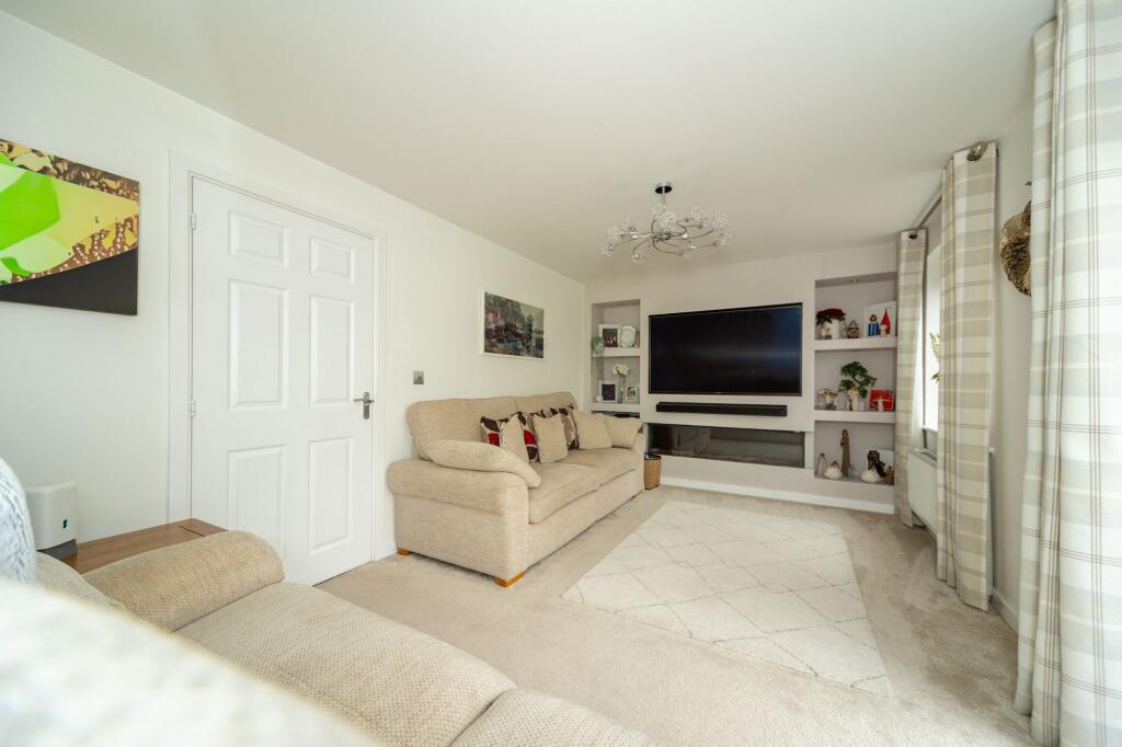 Woodpecker Way, Shepshed, LE12 photo 3
