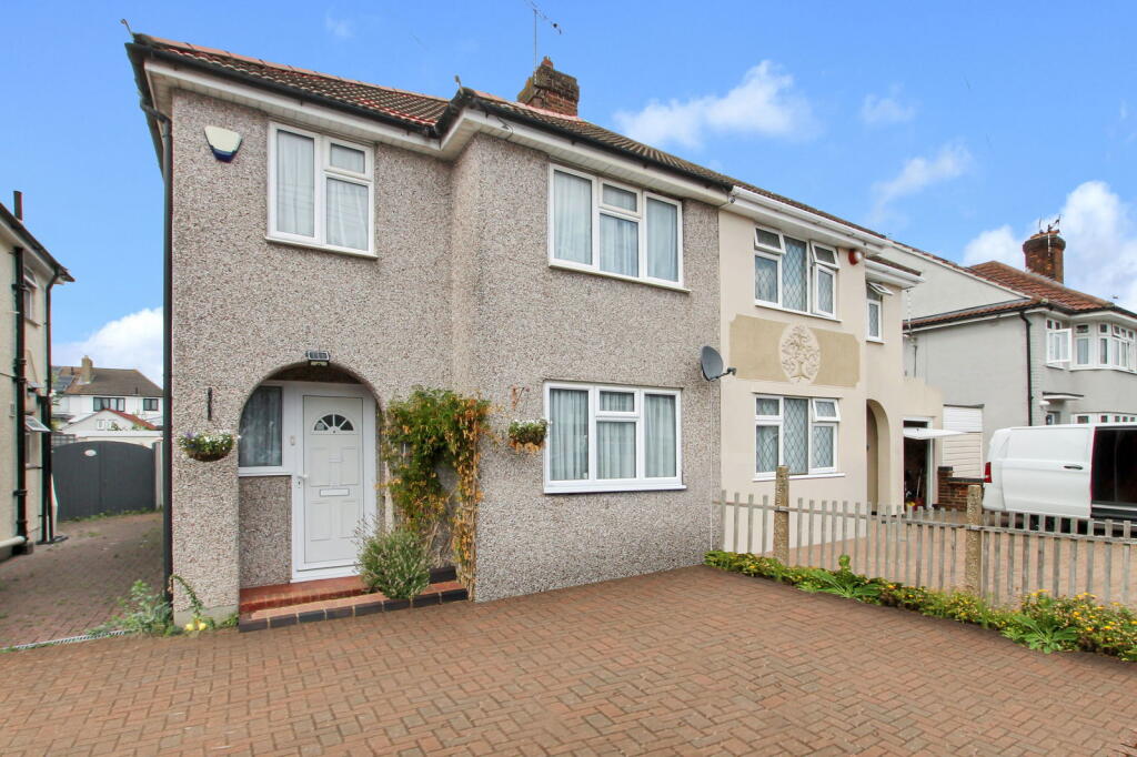 Main image of property: Windermere Avenue, RM12
