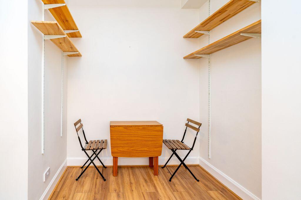 Apartment in Edinburgh - View 3