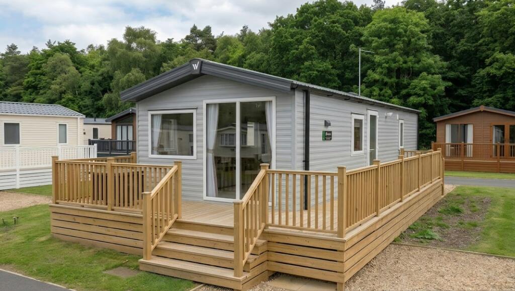 2-bed caravan on Pickering, York, YO18 8EA, £59,950