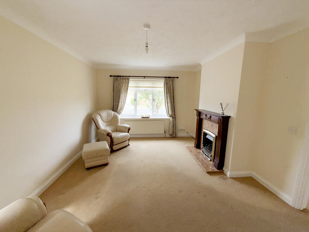 1, Cameron Crescent, Snettisham, Norfolk photo 4