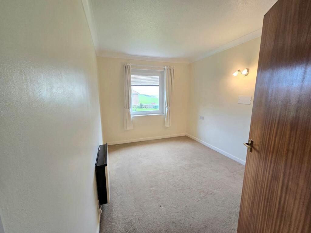 Apartment in Rother, Bexhill-on-Sea - View 5