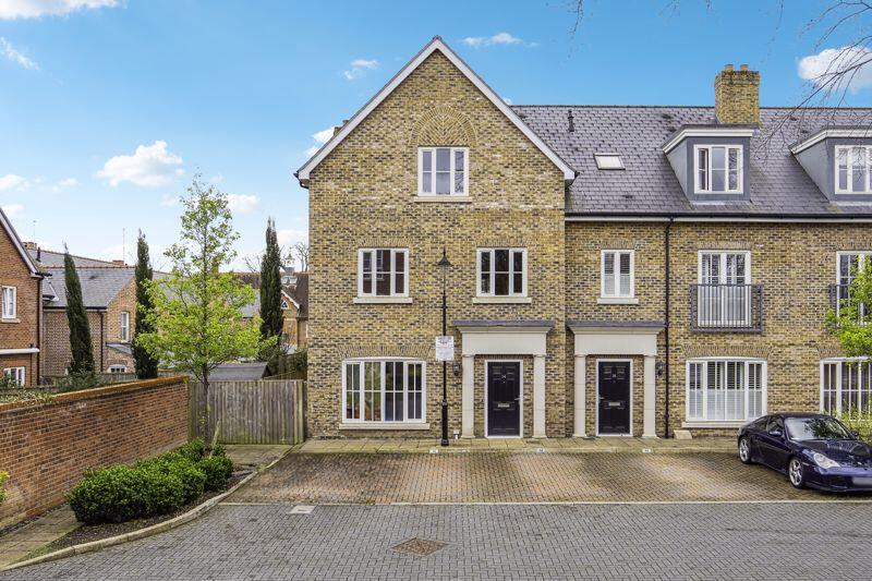 Main image of property: CENTRAL MARLOW -  Town House