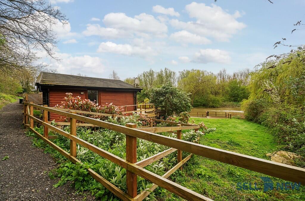 Main image of property: **40FT MOORING, NO CHAIN** Bramble lodge, Water Lane, MK41