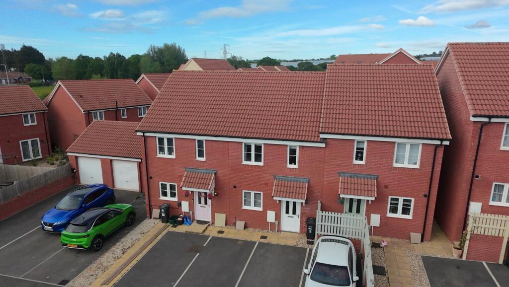 Main image of property: Sixpence Drive, North Petherton, Bridgwater, Somerset, TA6 6ZY
