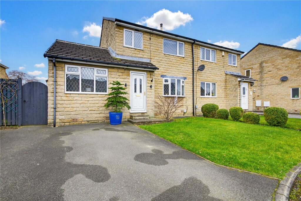 Main image of property: Chaffinch Walk, Netherton, Huddersfield, HD4