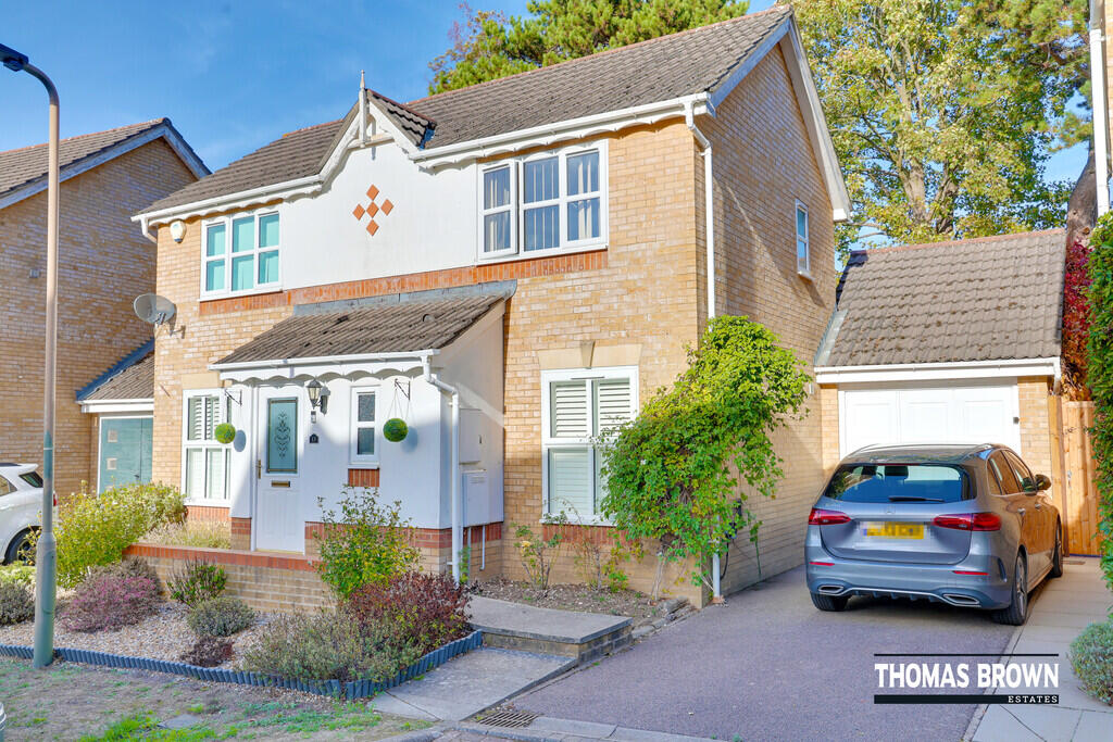 3-bed detached on Penhale Close, Orpington, £620,000