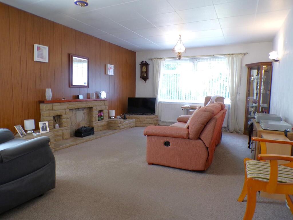 Welling Road, New Moston, Manchester photo 2