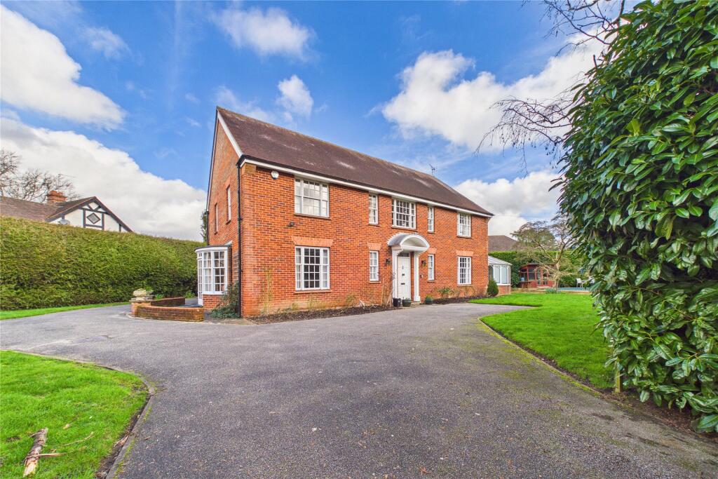 5-bed detached on Murdoch Road, Wokingham, Berkshire, RG40, £1,250,000