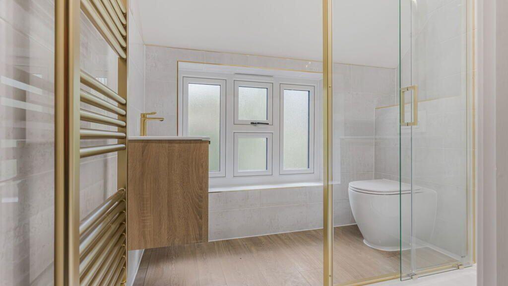 Additional image 22 of Wharf Farm, Dickens Heath Road