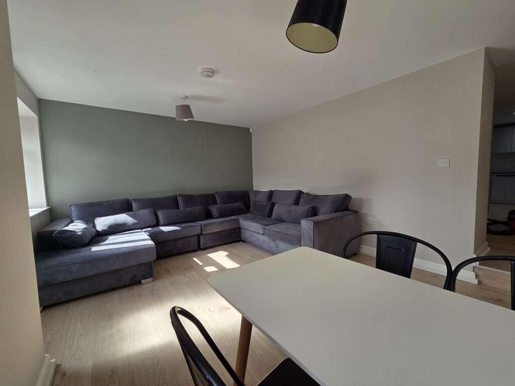 House in Sheffield - View 4