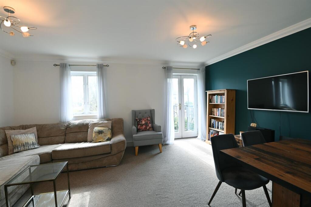 Apartment in London - View 2