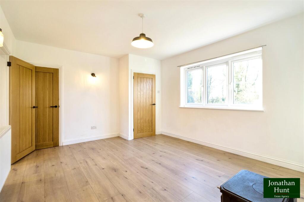 Cumberlow Green, Rushden, Buntingford photo 4