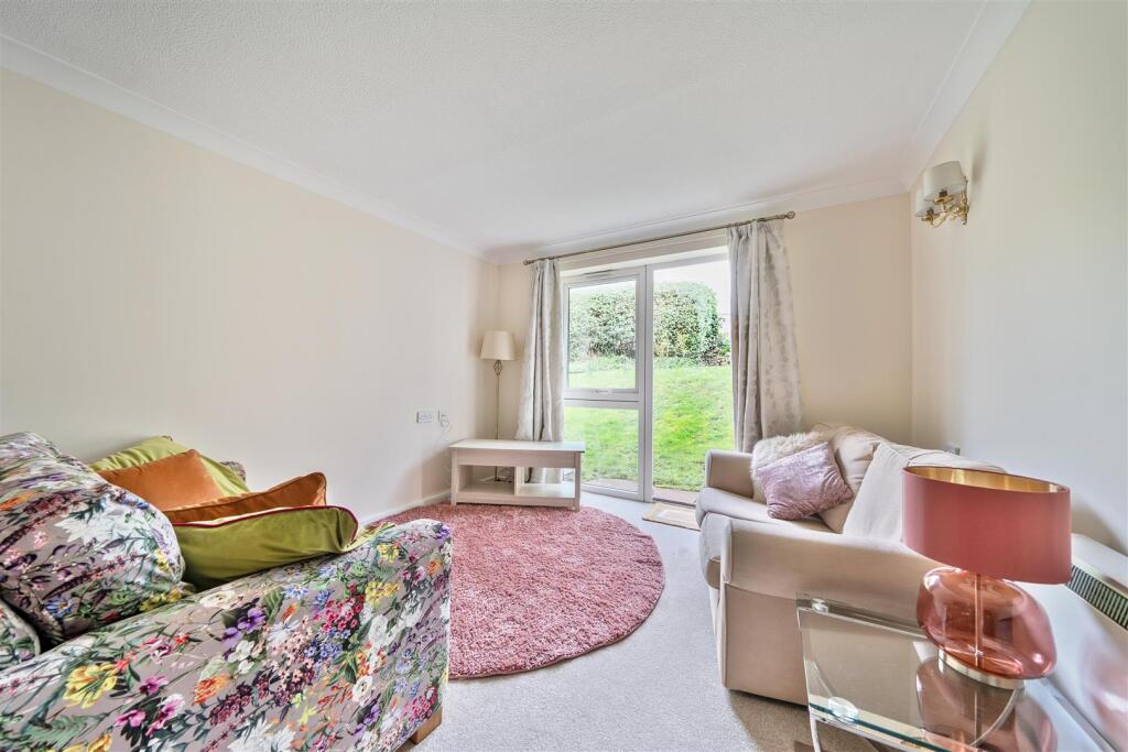 Apartment in Wrington, North Somerset - More