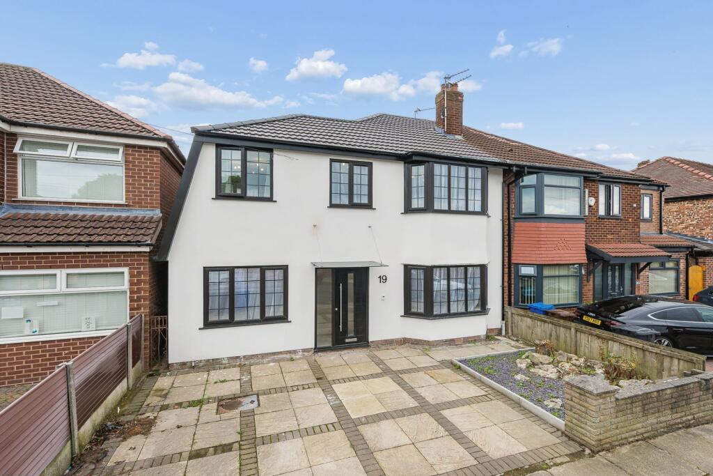 Alexander Drive, Bury, BL9