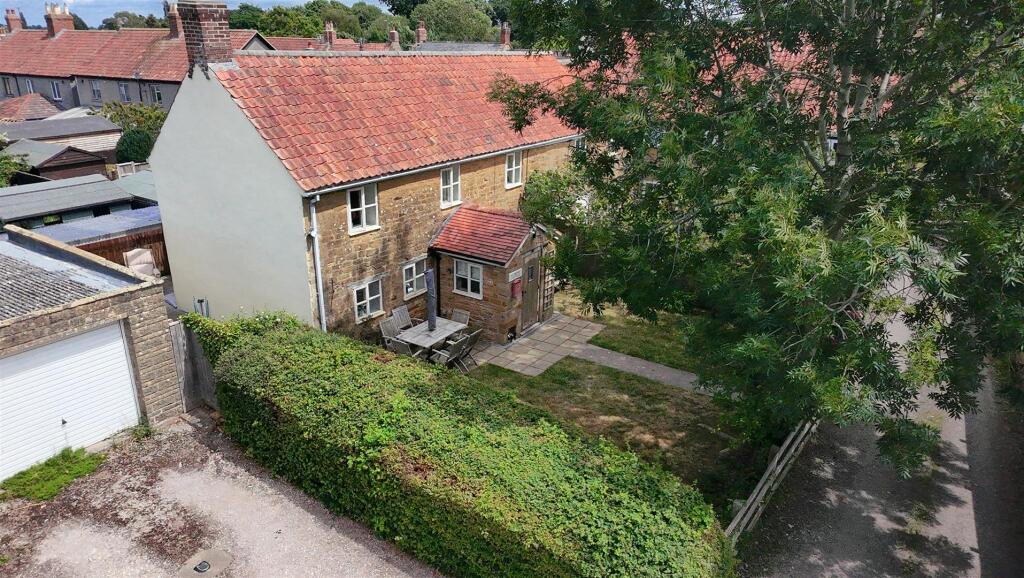 Main image of property: Bower Hinton, Martock - NO ONWARD CHAIN