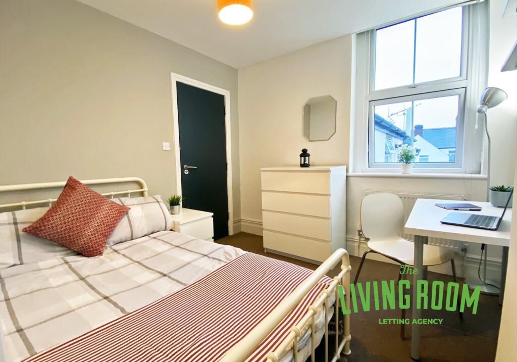 Main image of property: Mackintosh Place (4 bed), Roath, Cardiff