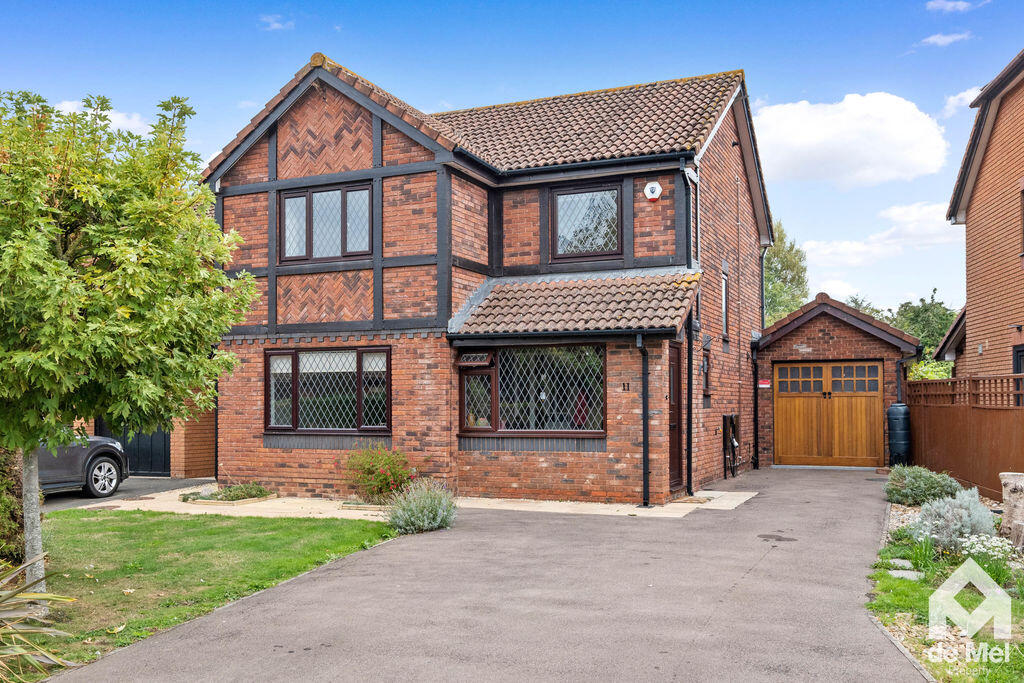 Main image of property: Vilverie Mead, Bishops Cleeve, Cheltenham, GL52