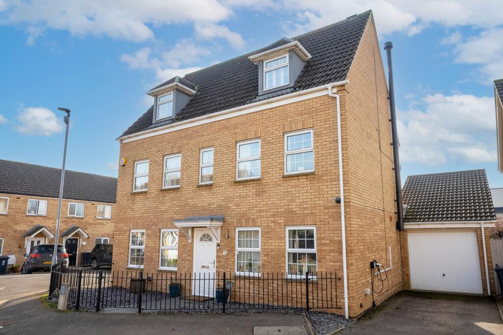 5-bed detached on Covent Garden, Willingham, CB24, £535,000
