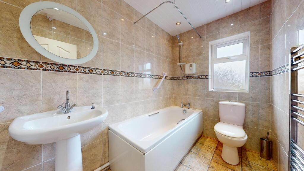 Reginald Road, Sutton, St Helens, WA9 4HX photo 4