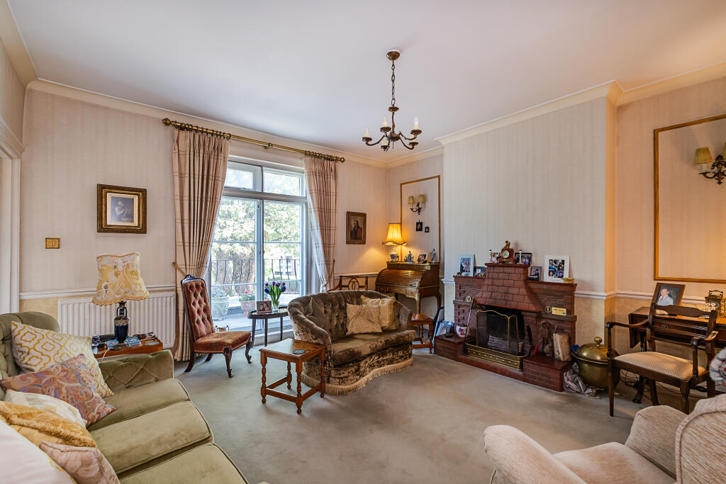 Oak Hill Road, Surbiton, KT6 photo 4