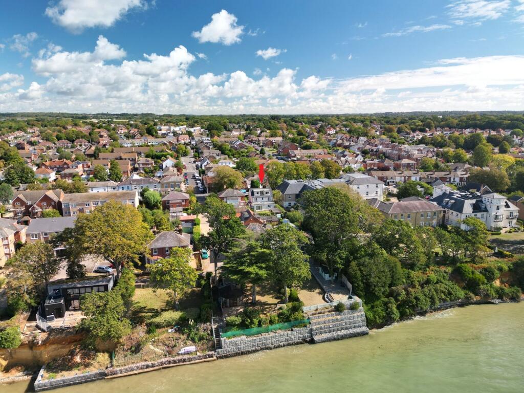 House in Eastleigh, Hound - View 5