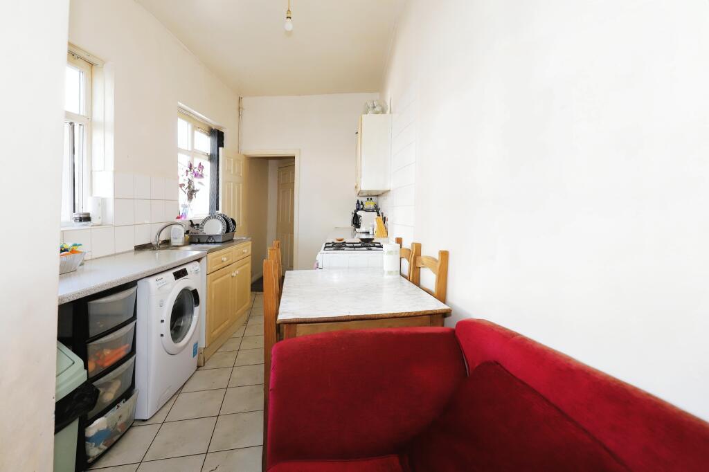House in Wolverhampton - View 4