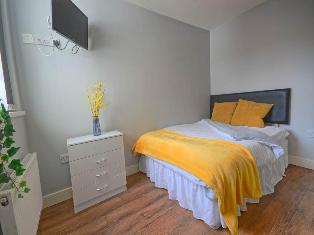 House in Liverpool - View 5