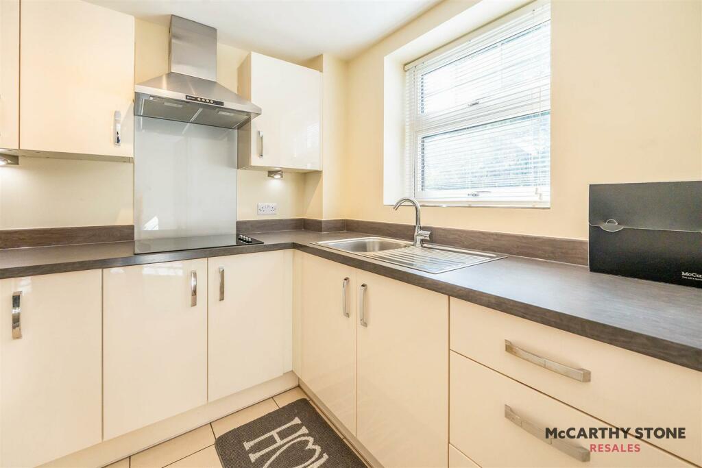 Additional image 6 of Brueton Place, 218 - 220 Blossomfield Road, Solihull, B91 1PT