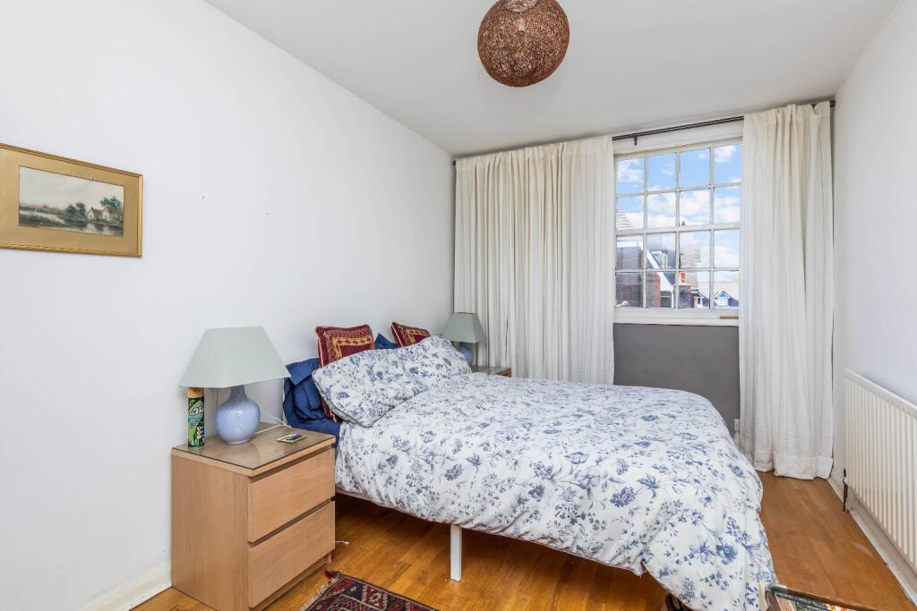 Apartment in Lewes, Cliffe - View 5