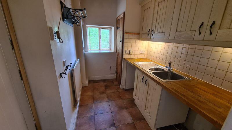 House in Peterborough - View 4