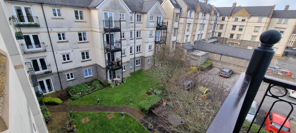 Apartment in Weston-super-Mare, Whitecross Village - View 5