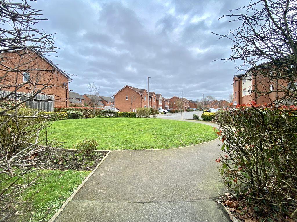 Foxglove Way, Northwich  photo 3