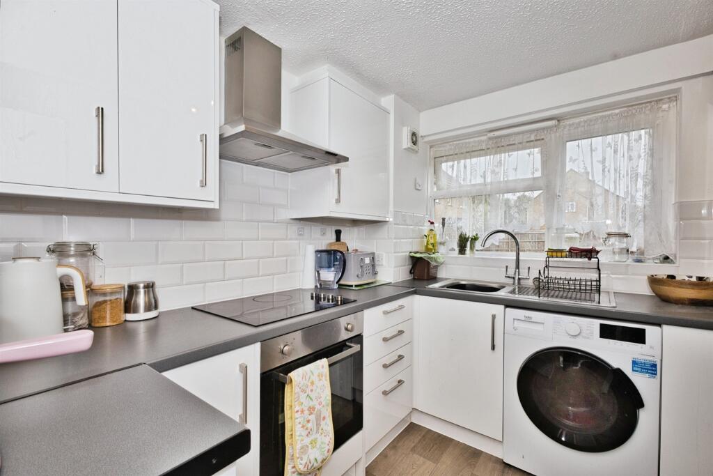 Additional image 2 of Taranto Hill, Ilchester, YEOVIL