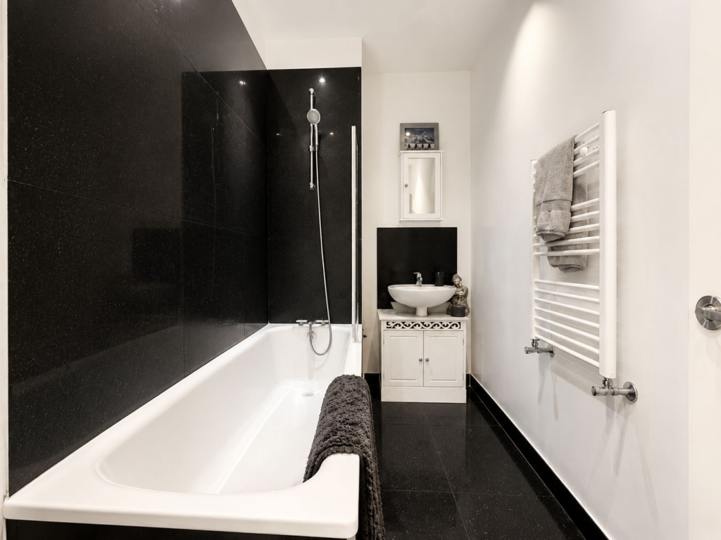 Apartment in Rother, Central, Bexhill-on-Sea - More