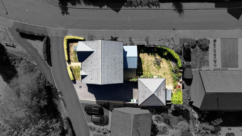 House in Congleton, Blossom Gate, West Heath - More