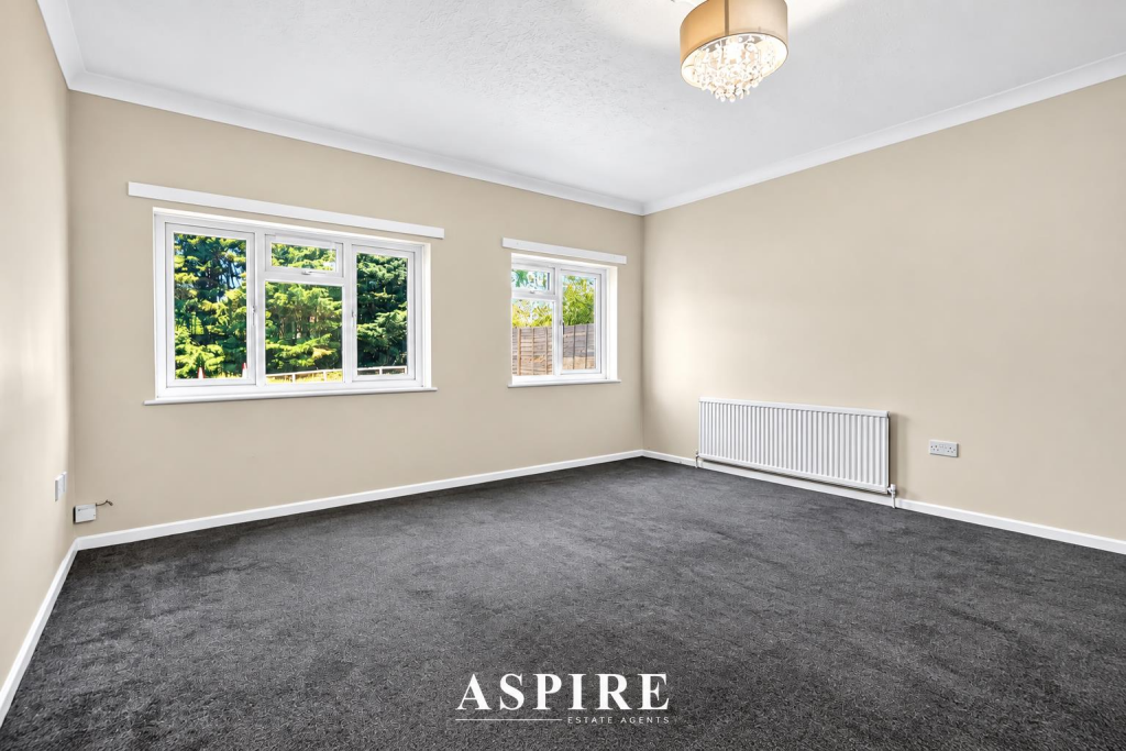 Apartment in Southend-on-Sea - View 2